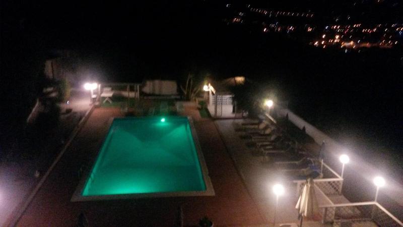 Villa Milena Apartments & Rooms 阿格罗波利 外观 照片